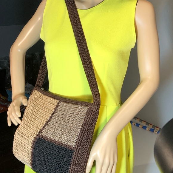 The Sak Old Crocheted Shoulder Bag SS - Picture 11 of 16